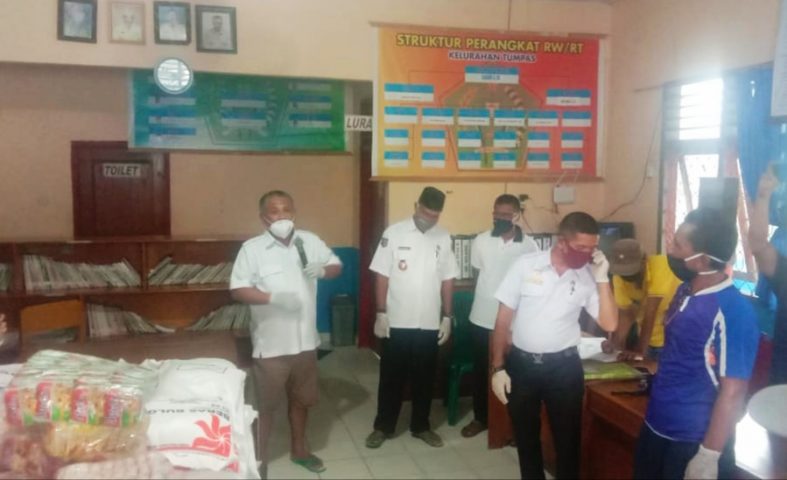 Dampak Covid-19, Bupati Konawe Kembali Salurkan Bantuan Sembako