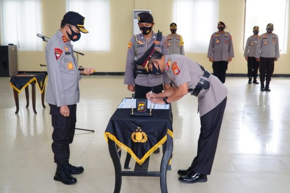 Perdana! Irjen Yan Sultra Indrajaya Lantik Brigjen Waris Agono Sebagai Wakilnya