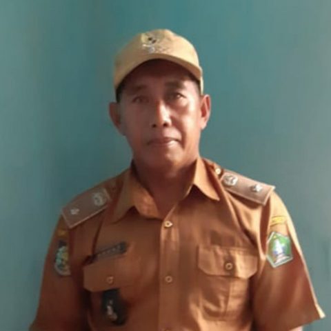 Pemdes Kamisi di Kolut Adakan 140 Unit Lampu Jalan