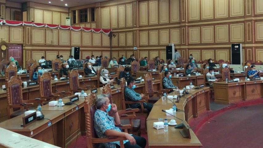 DPRD Sultra Berhentikan Endang
