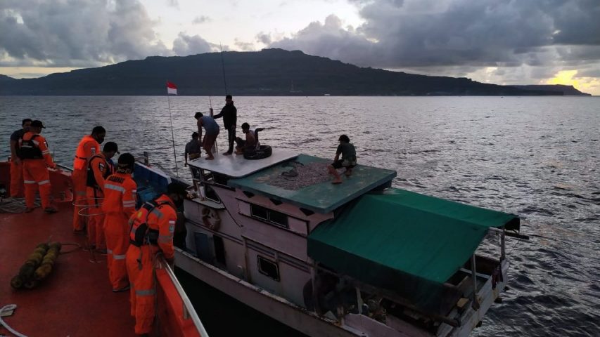 SAR Baubau Temukan KMN Nelayan Bakti 24 di Perairan Buton Selatan