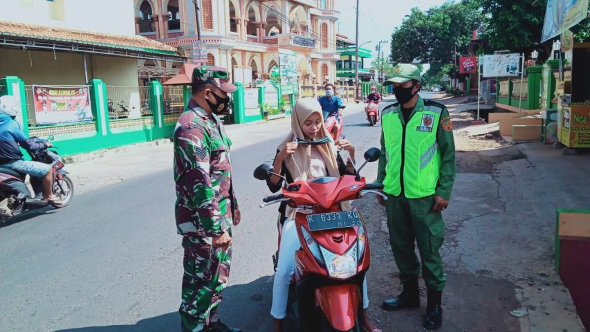 Babinsa Koramil Terus Beri Himbuan Patuhi Prokes