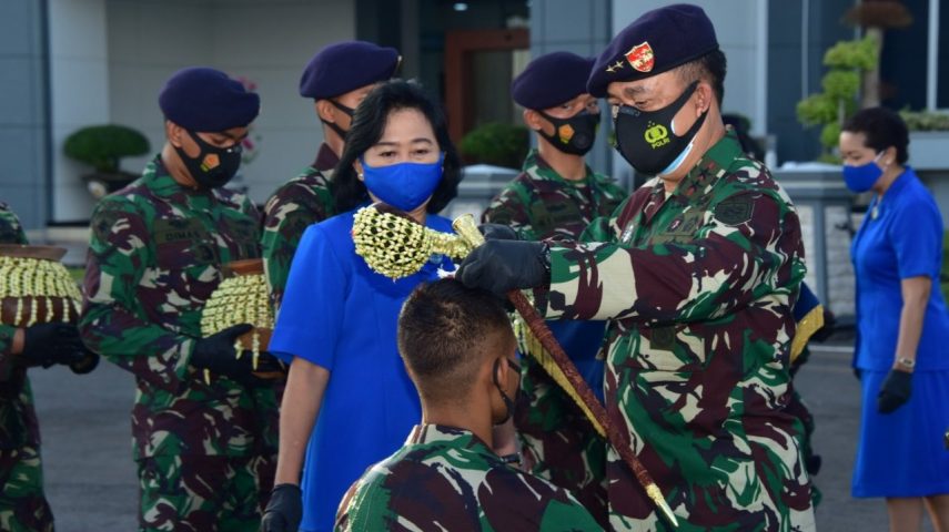 Pangkoarmada II Pimpin Acara Tradisi Penerimaan Perwira Remaja