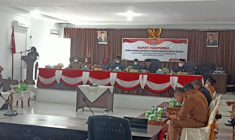 Rapat Paripurna DPRD Buteng Bahas Pemberhentian Wakil Bupati Alm. La Ntau