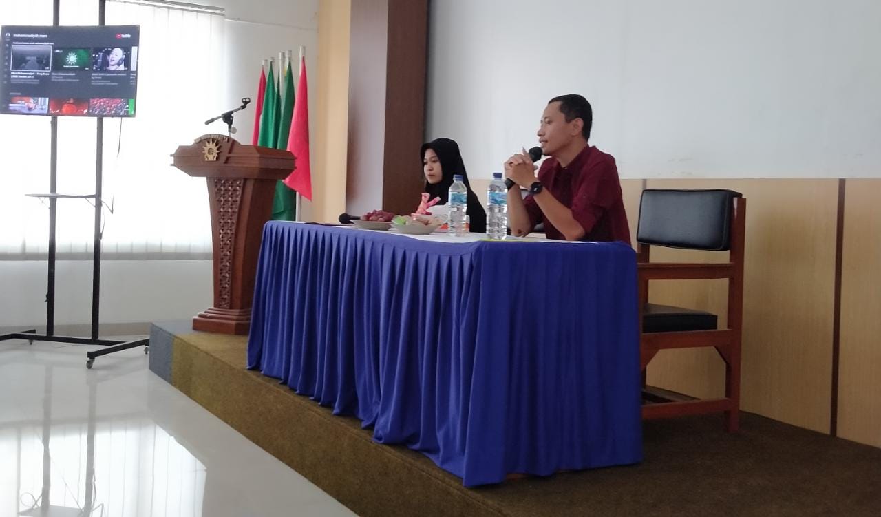 Wafa saat memberikan dorongan semangat di SMA Muhammadiyah Mayong