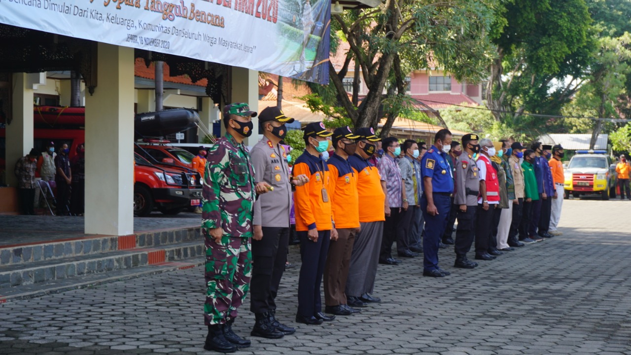 Dandim Jepara dan Kapolres ikuti apel siaga