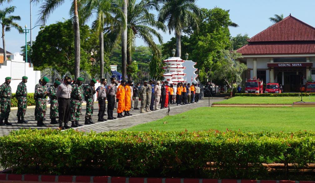 Apel siaga di halaman sekda jepara