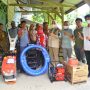 Jenis bantuan yang diberikan yaitu 3 unit Traktor Roda Dua dan 20 unit mesin pompa 3 inc
