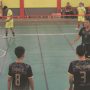 Pemain Sepaktakraw Jepara bermain di GOR Sepaktakraw Welahan Jepara