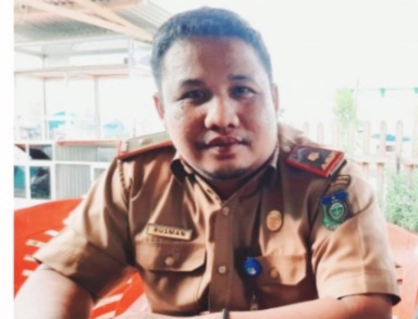 Kepala bidang (Kabid) Pemerintahan Desa dan Kebersihan Kota DPMD, Rusman