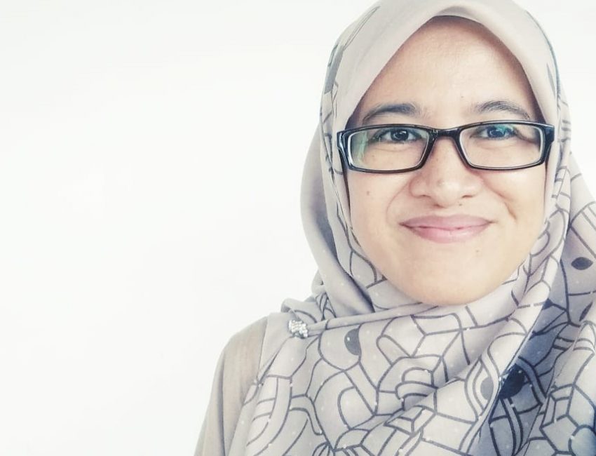 Lulu Nugroho (Muslimah penggerak literasi untuk peradaban)