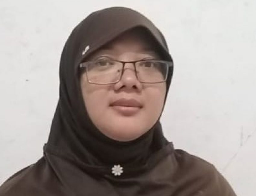 Dhevy Nurliani (Aktivis Muslimah)