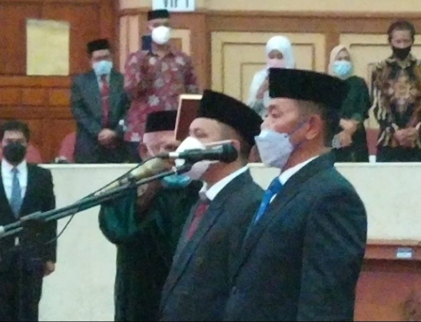 pengangkatan pengganti antar waktu (PAW) dua anggota DPRD, yaitu Asrin dan H Muhtar,