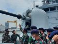 Pengenalan meriam kaliber 76mm ke siswa kodikopsla di KRI AMY- 351