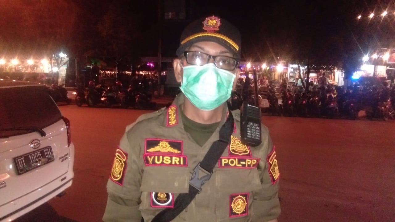 Kabid Binmas Satuan Polisi Pamong Praja (Satpol PP) Kota Kendari, Yusri Pieter