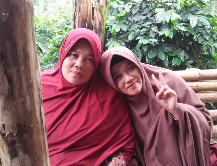 Dede Ummu Lulu (Ibu Rumah Tangga)
