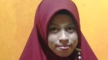 Farah Sari, A. Md. (Aktivis Dakwah Islam)