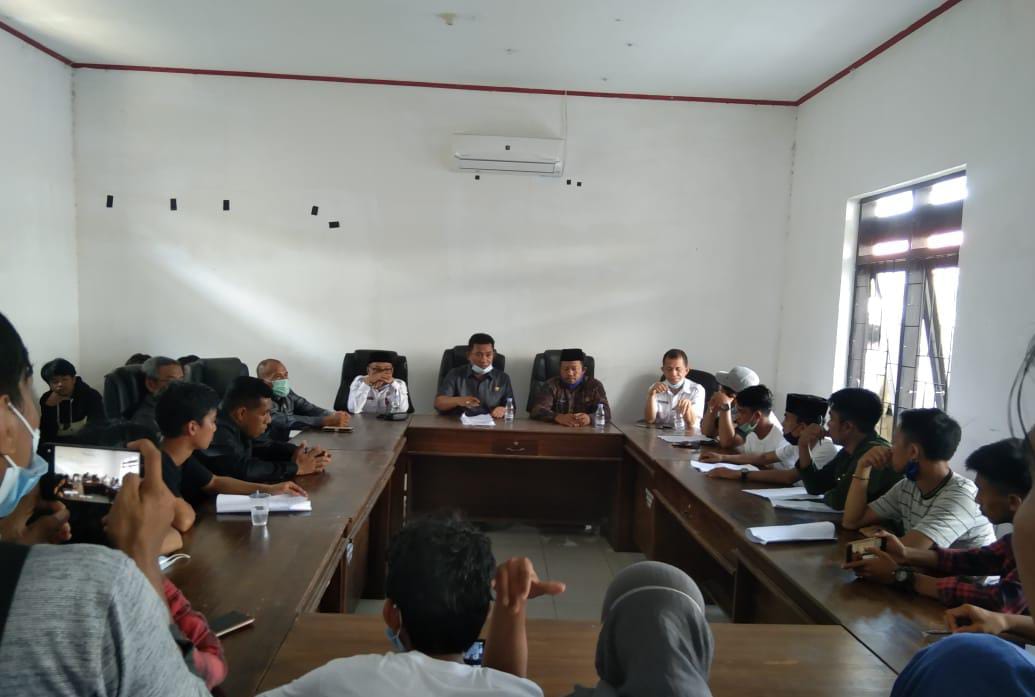 Pertemuan antara AWP bersama ketua DPRD Konkep dan Kadis Dikbud Konkep