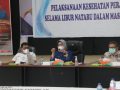 Sekda Sultra, Dr. Hj. Nur Endang Abas, SE., M.Si saat menyampaikan pandangannya dalam rapat evaluasi Satgas Cocid-19
