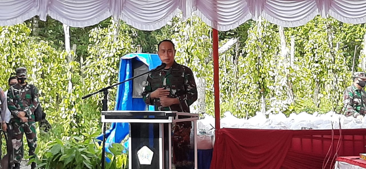Pangdam XIV/Hasanuddin, Mayjen TNI Andi Sumangerukka SE, MM