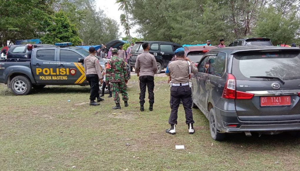 Ciptakan Kamtibmas, TNI/Polri Amankan Pelantikan Kades di Buteng