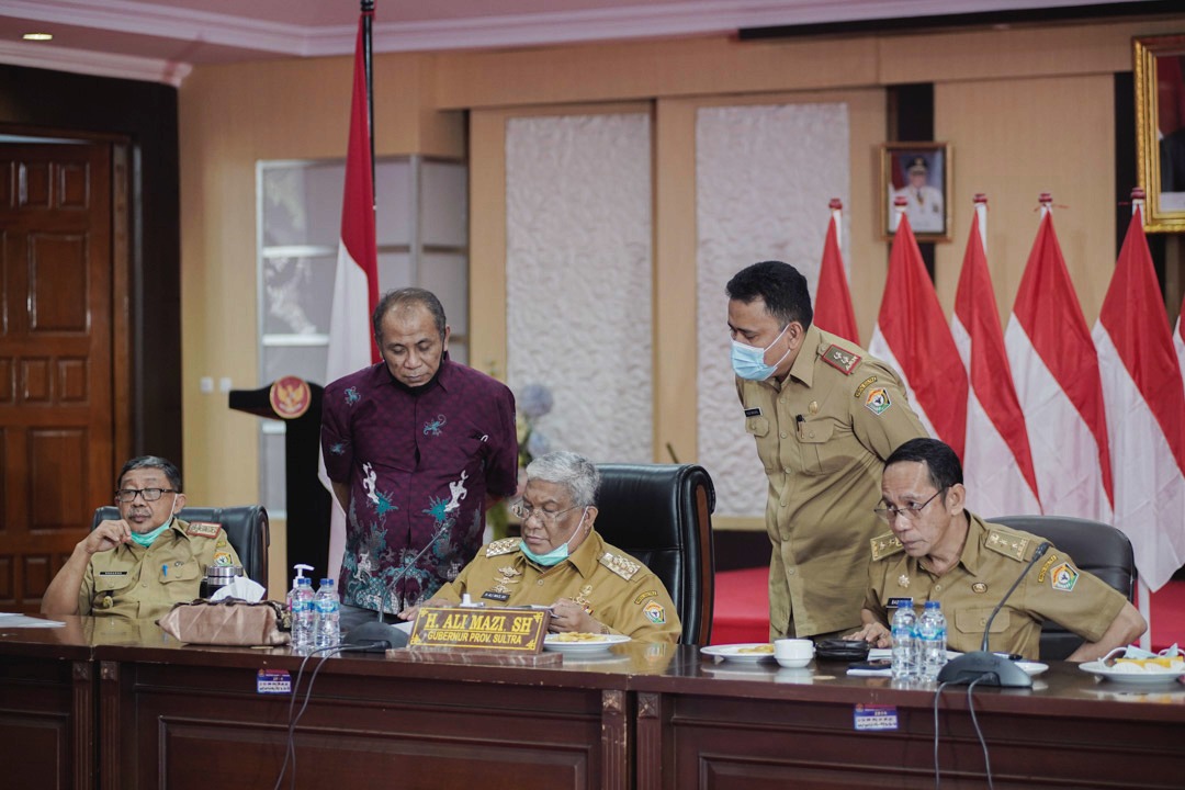Gelar Rapat Terbatas, Gubernur Bahas Aspal Buton