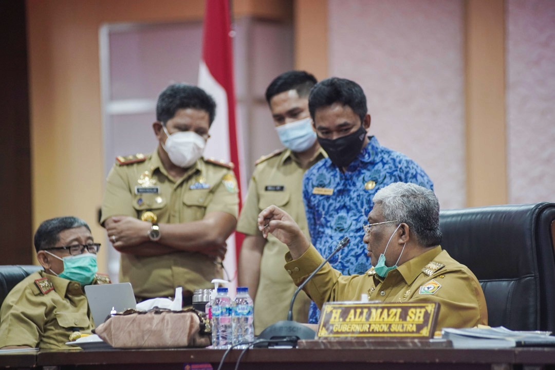 Gelar Rapat Terbatas, Gubernur Bahas Aspal Buton