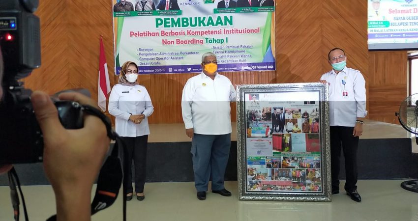 Gubernur Apresiasi Kegiatan Pelatihan Berbasis Kompetensi Tahap I BLK Kendari