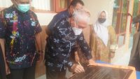 Foto peresmian oleh Kadis Pendidikan di Gedung baru SMK Negri 1 Kolaka