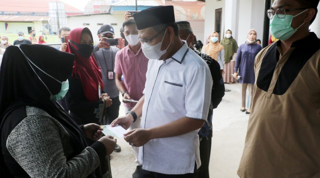 Wali Kota Sarankan Baznas Kendari Salurkan Bantuan Produktif