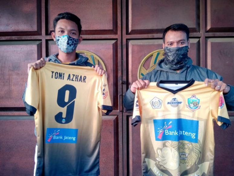 Pemain singa Jepara saat pengenalan Jersey dari Ricksport