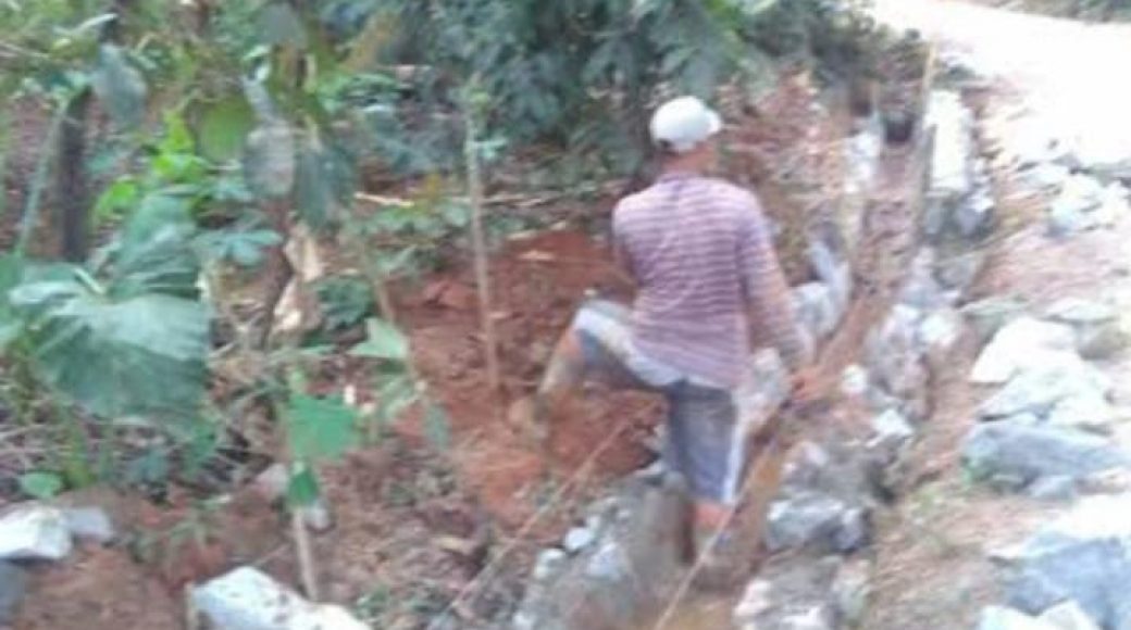 Proses pembangunan drainase pada 2020