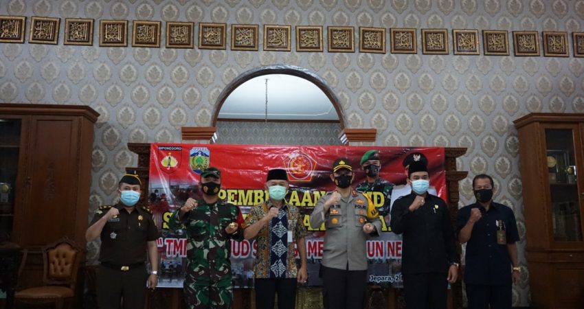 Foto bersama usai kegiatan