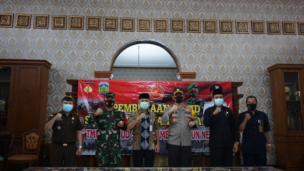 Foto bersama usai kegiatan