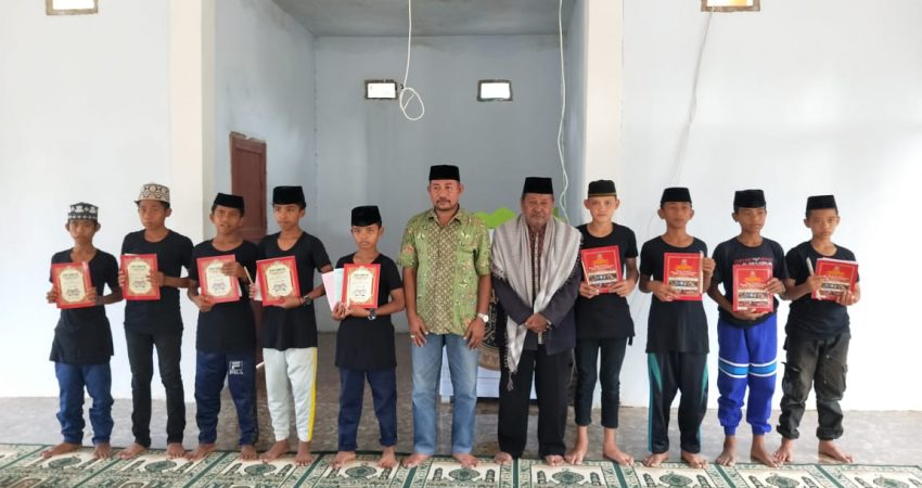 Sambangi Pondok Pesantren Darul Ulum, Ini Giat Pemdes Bonto Baru
