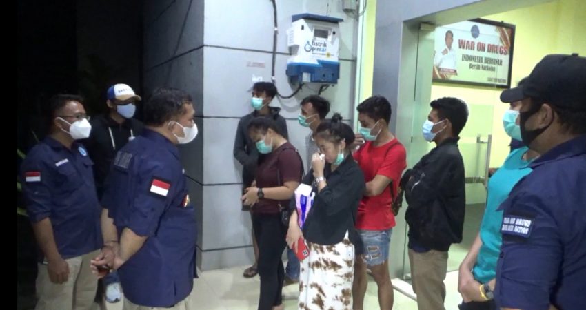 Digerebek Saat Pesta Sabu, Remaja Kolaka Menangis Ingin Tobat