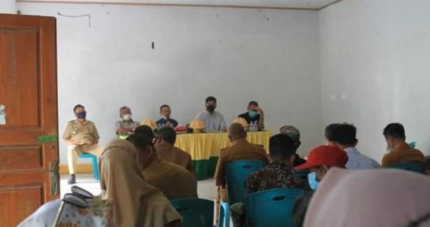 Suasana RDP di kantor kecamatan Puuwatu