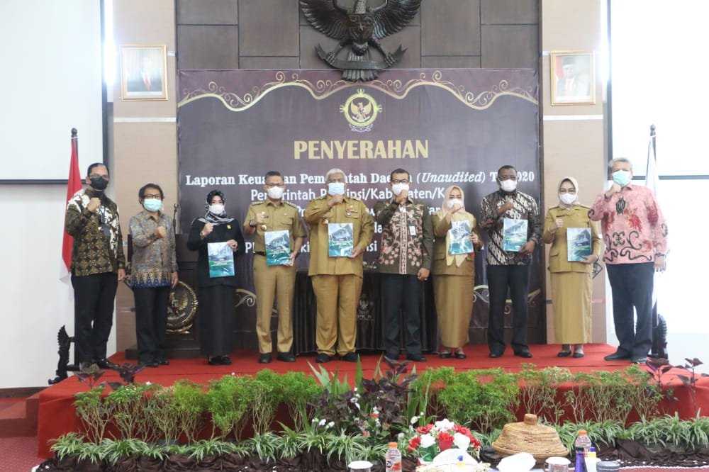 Serahkan LKPD ke BPK, ini Harapan Gubernur