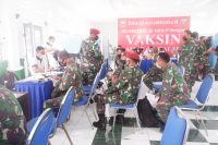 Prajurit puskopaska saat vaksin