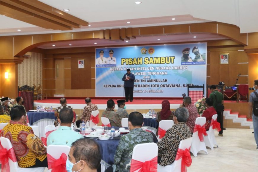 Gubernur Sultra, H. Ali Mazi, SH., saat memberikan sambutan