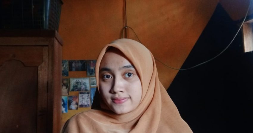 Kasus Seragam Jilbab, Bukti Islam Takkan Sejalan dengan Demokrasi