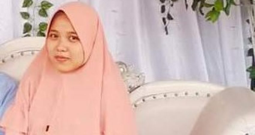 Sri Kuntari Ludyakarmi (Ibu Rumah Tangga)