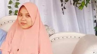 Sri Kuntari Ludyakarmi (Ibu Rumah Tangga)