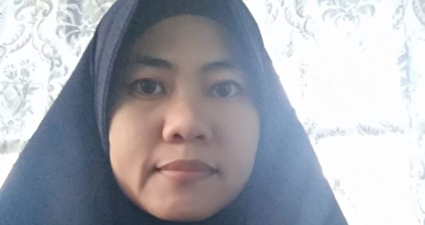 Ninis (Aktivis Muslimah) Editor: H5P