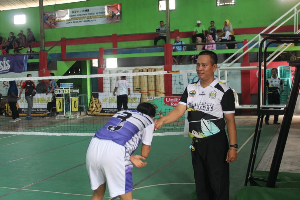 Wasit Sepaktakraw