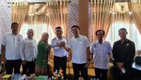 Silaturahmi Wakil Bupati Konsel, Rasyid ke DPRD Konsel, Rabu (28/4). Foto : ARS