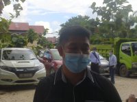 Kepala Desa Rahantari, Ebit SH