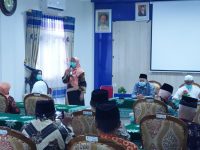 Direktur RS PKU Muhammadiyah Mayong dr. Hi. Titik Sumarni