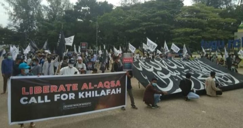 Aksi Bela Palestina, Sejumlah Massa Kibarkan Bendera Tauhid