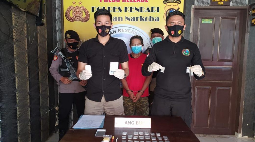 Satuan Reserse Narkoba Polres Ringkus Pengedar Narkotika di Kendari